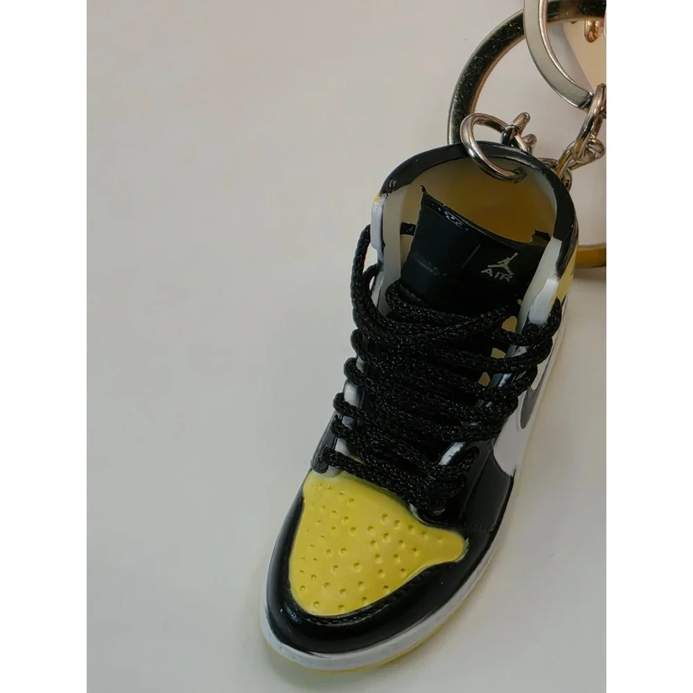 Supbear Minion Bearbrick Keychain Jordan 1 Pollen Sneaker Charm Garfield Strap